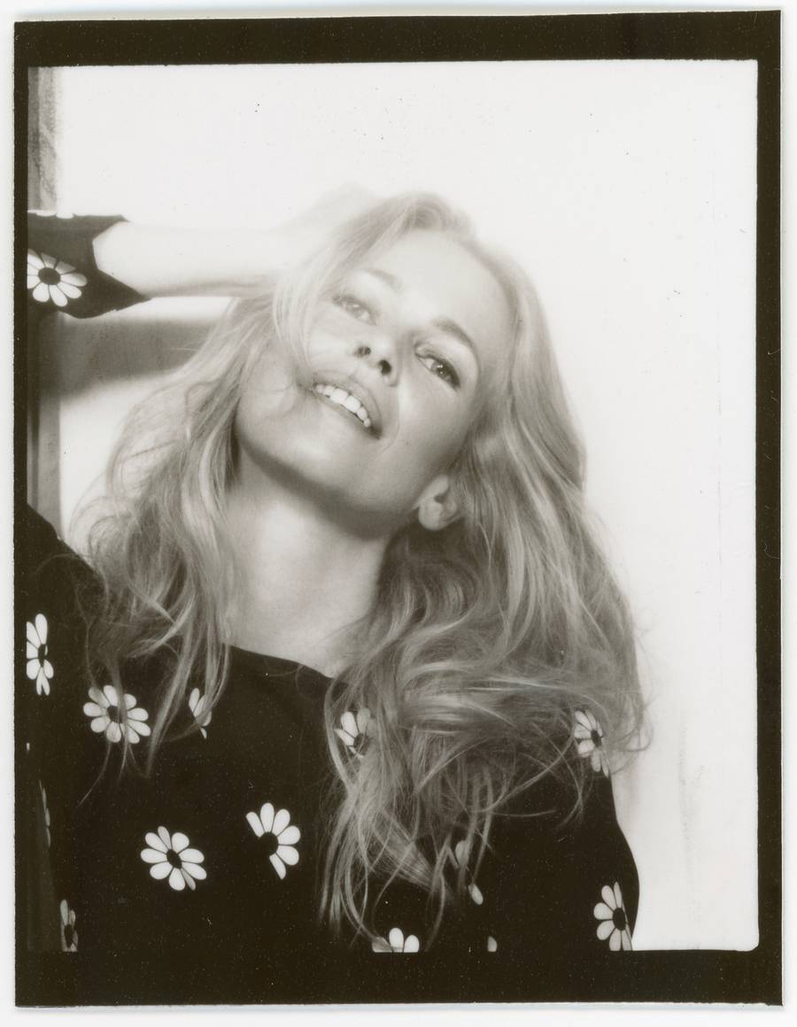 Claudia Schiffer - I tell you about the 90s fashion with my photos