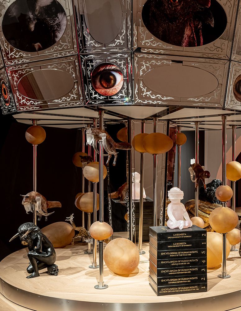 Carousel of Life by Koen Vanmechelen Carousel of Life by Koen Vanmechelen -EDGE mag