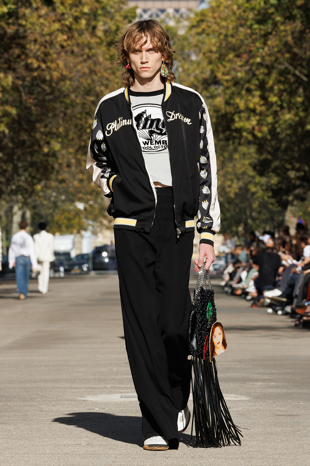 LOOK 38