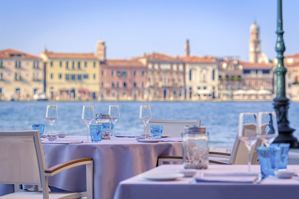 Hotel_Hilton_Molino_Stucky_Venice_Aromi-restaurant-edge-mag