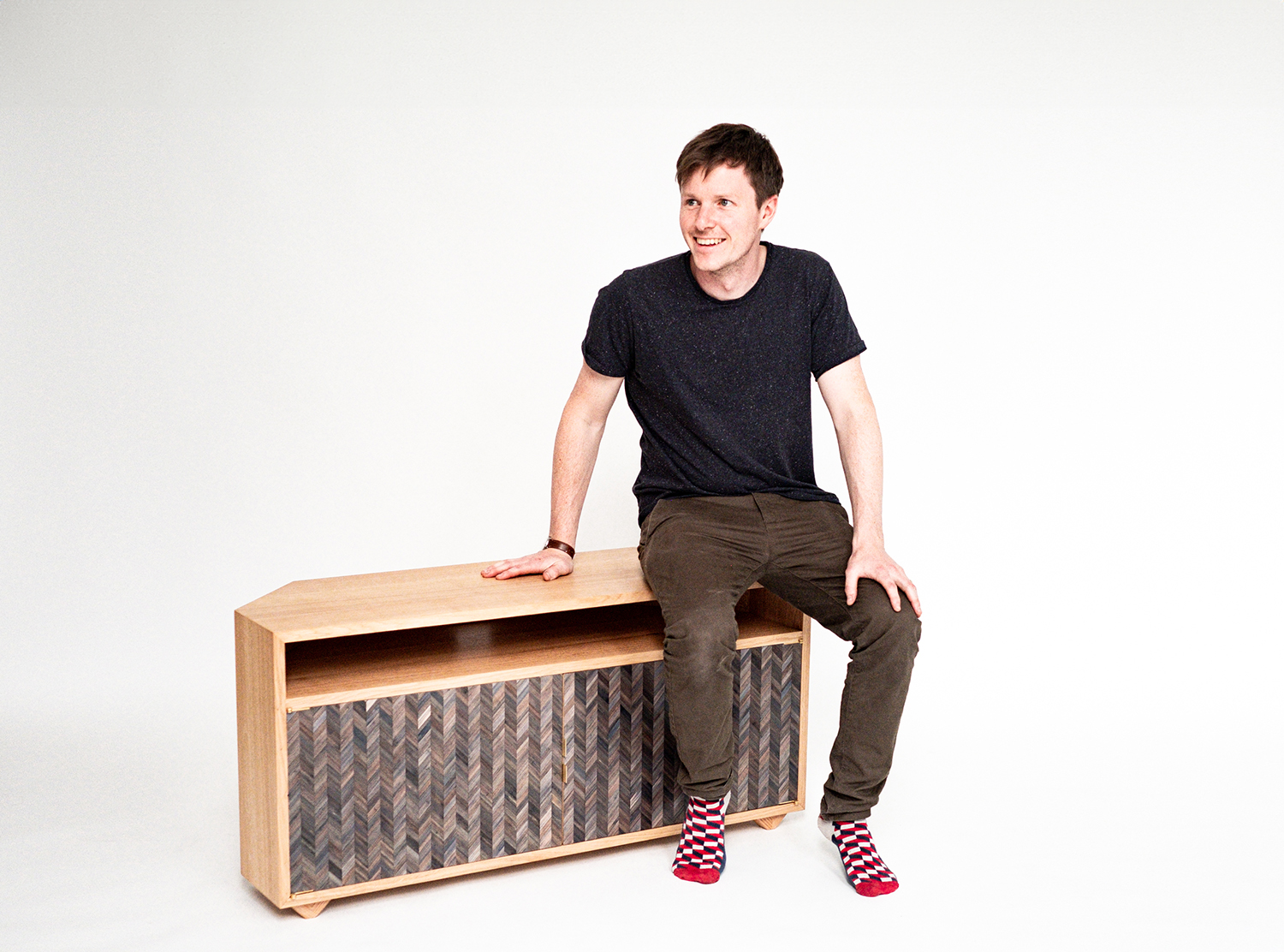 master in marquetry Kim Jordan talks about his craft and design for Edge magazine