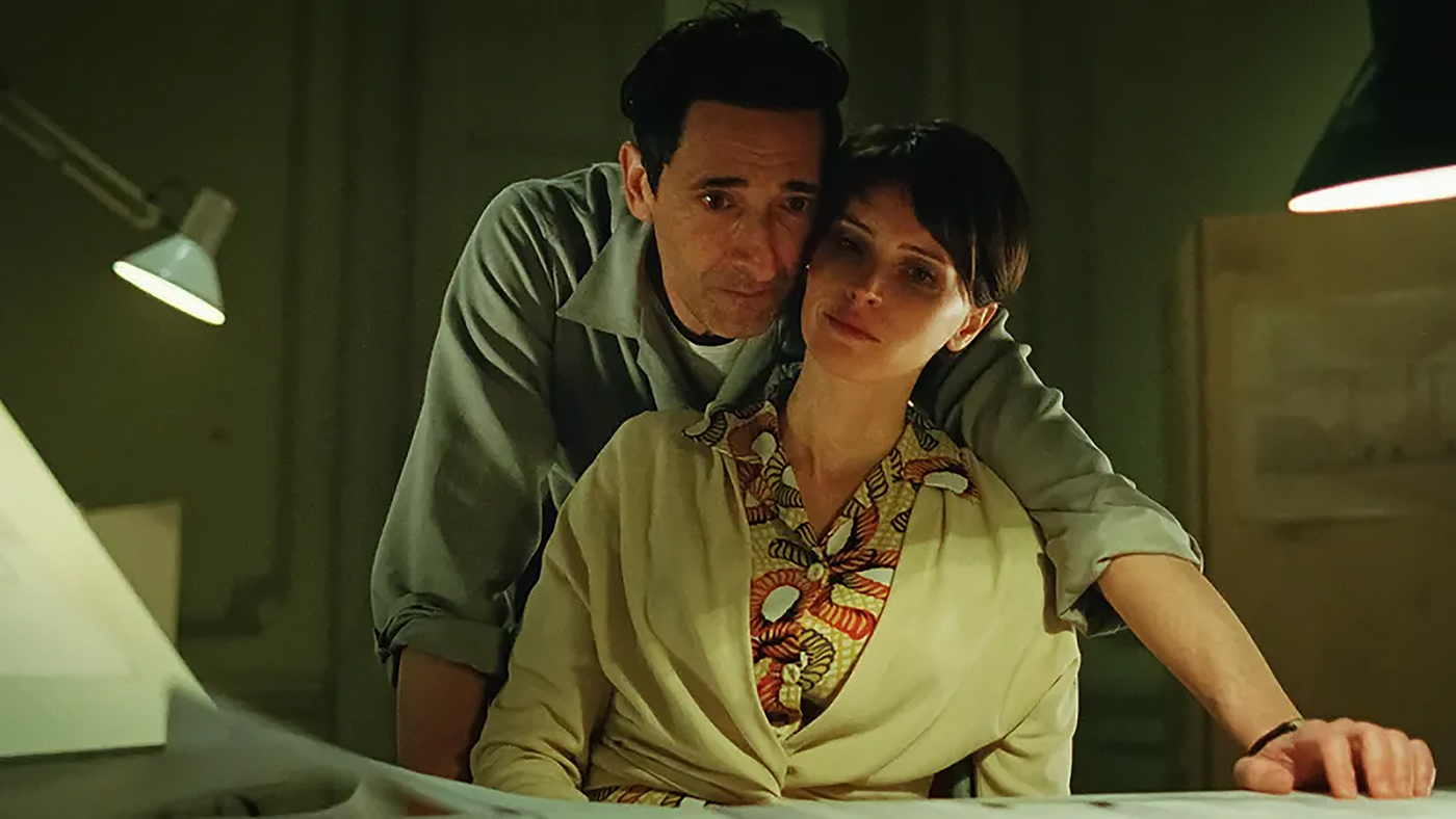 Adrien Brody and Felicity Jones Adrien Brody as László Toth and Felicity Jones, his wife