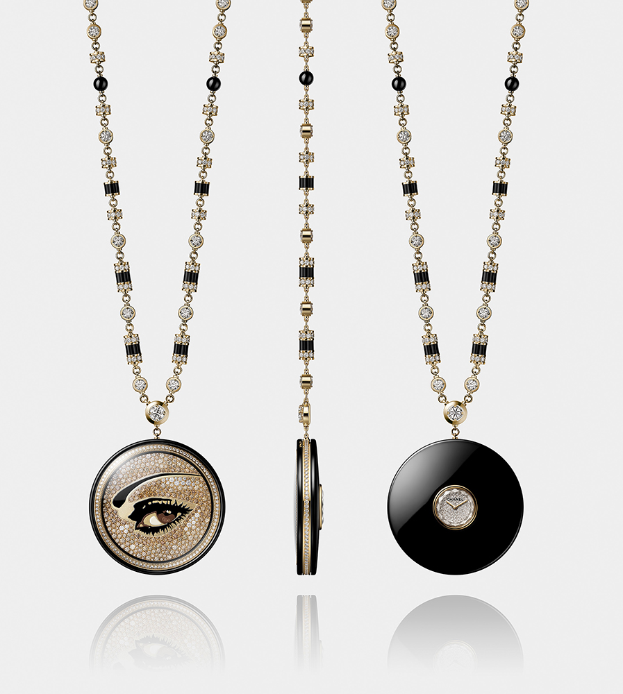 AMULET WATCH “PROTECT ME” AMULET WATCH “PROTECT ME”©CHANEL Haute Horlogerie, the edge mag, Alexandra Mas