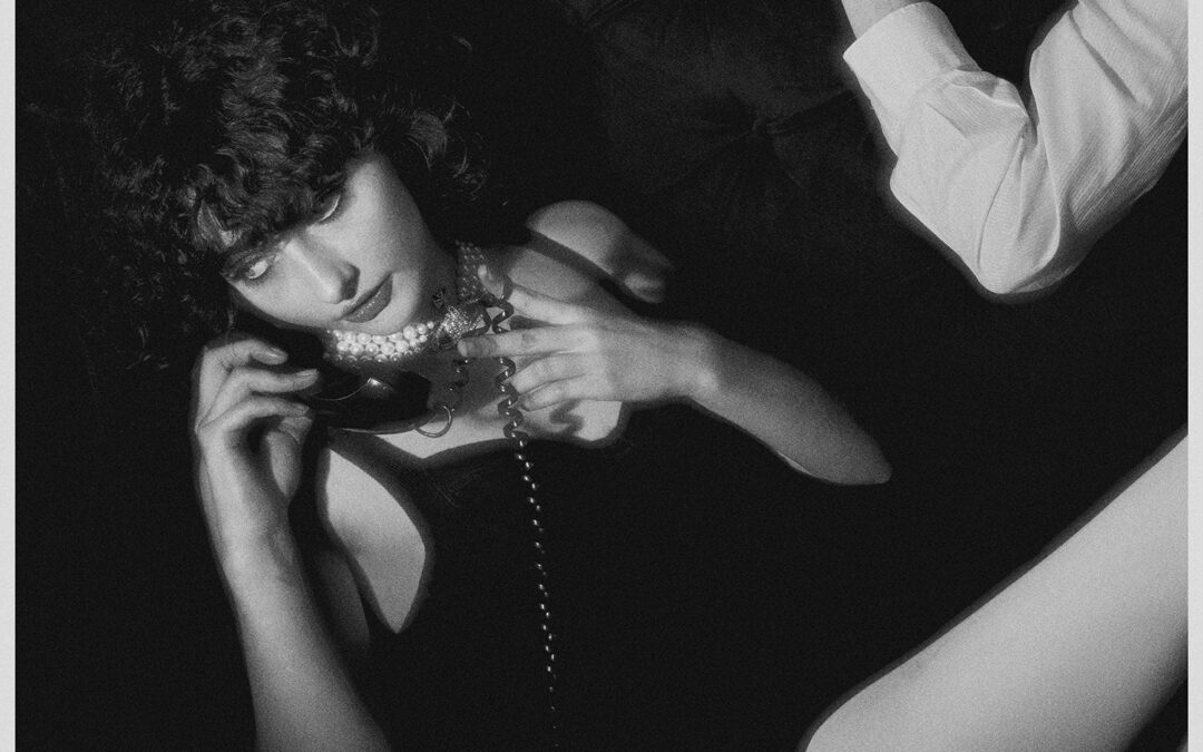 LA NUIT AMÉRICAINE: The EP Reinventing Twilight