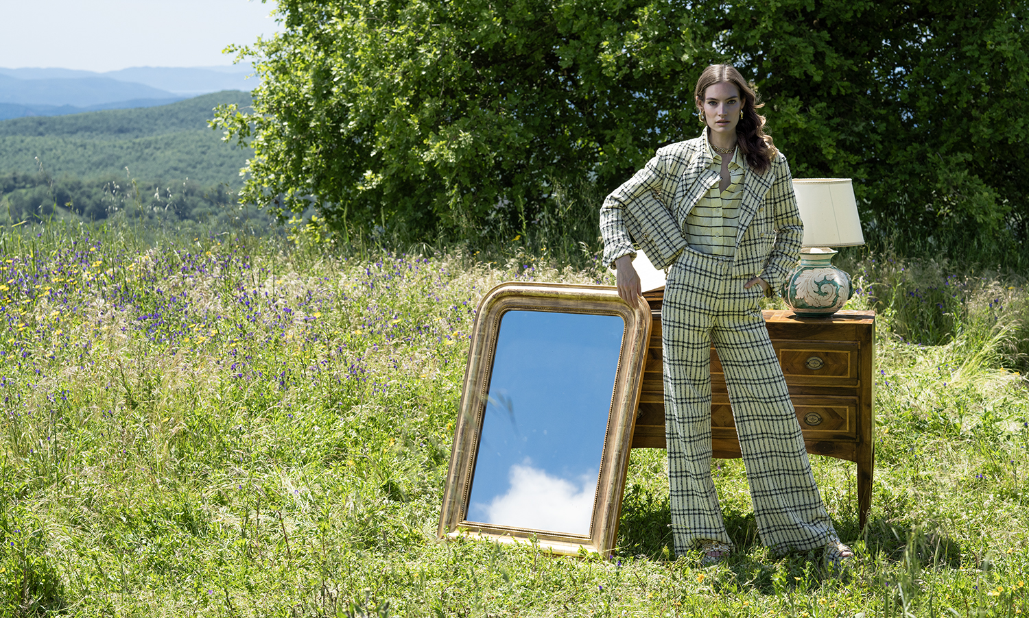 Chanel, Spring Summer ready to wear collection , Tuscany 2025, Mas Tassini studio , pret a porter ete 2025