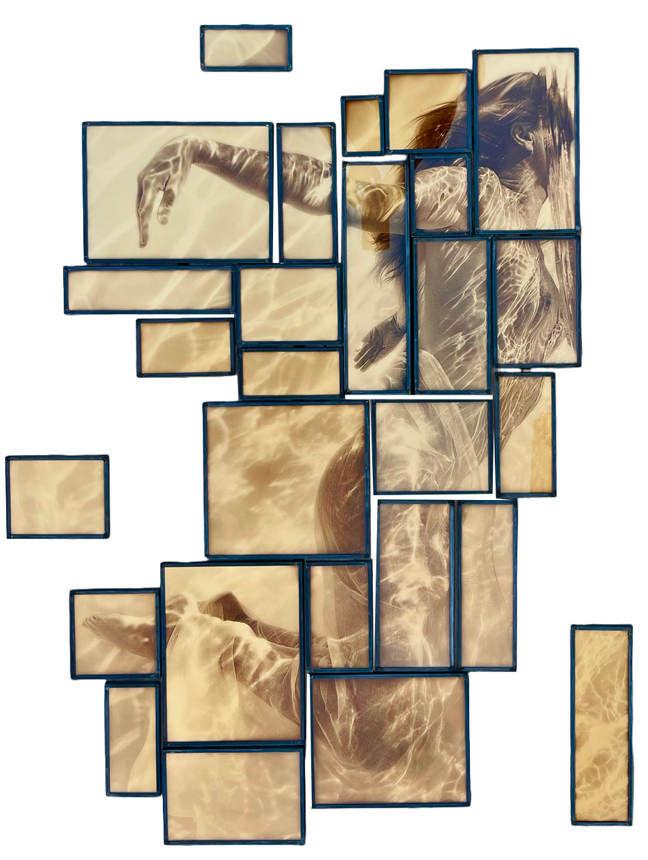 La Femme Papillon - Single print n° 1/2 - 2025 Silver bromide gelatin print on glass Gold varnish finish Lead crimping Photo : 110 x 75 cm In 27 pieces, texte by Alexandra Ivancenco Mas
