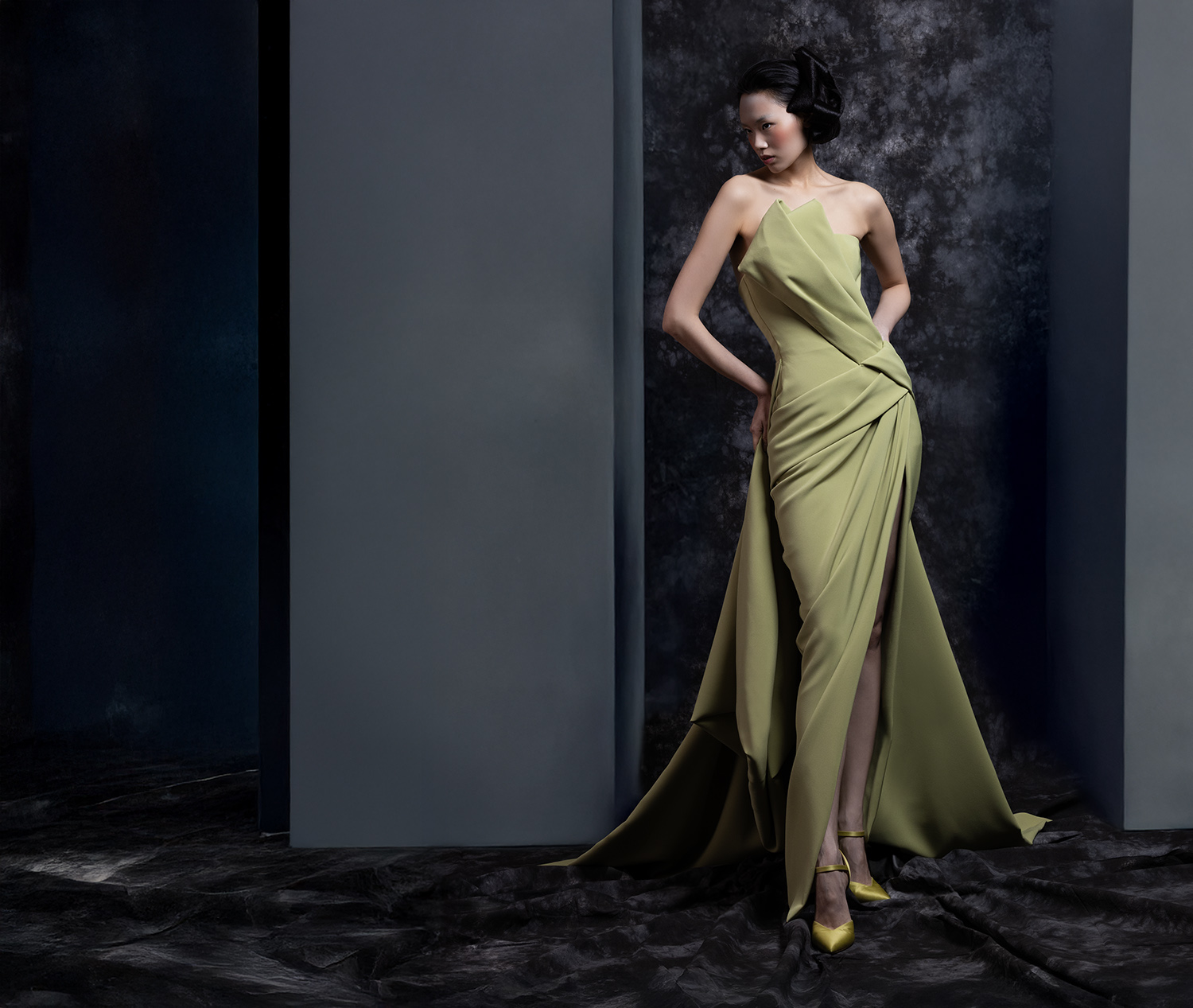 Elie Saab ©marco tassini the edge mag, haute couture, featuring ShiYi Wang Beans @w360paris, beauty Anne Arnold, hair Jerome Guezou