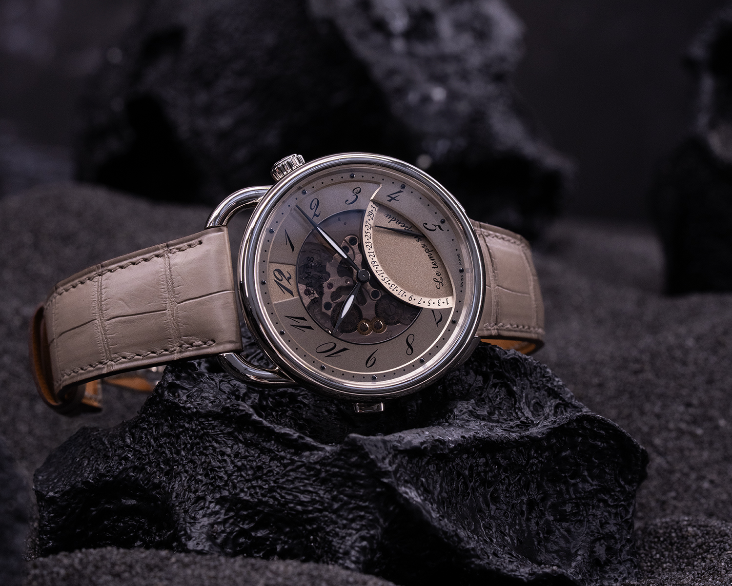 Hermès Arceau Le Temps Suspendu (Visible Mechanism Edition) Case: 43 mm in stainless steel - Marco tassini for the Edge mag-haute horologerie