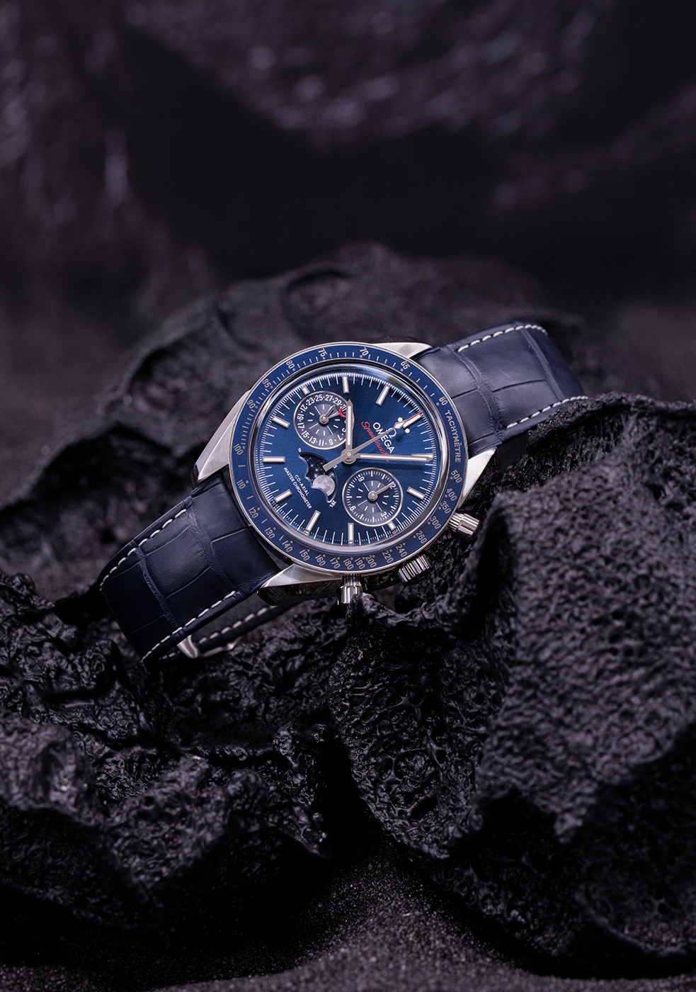 Omega Speedmaster Moonphase Chronograph Master Chronometer Marco tassini for the Edge mag-haute horologerie
