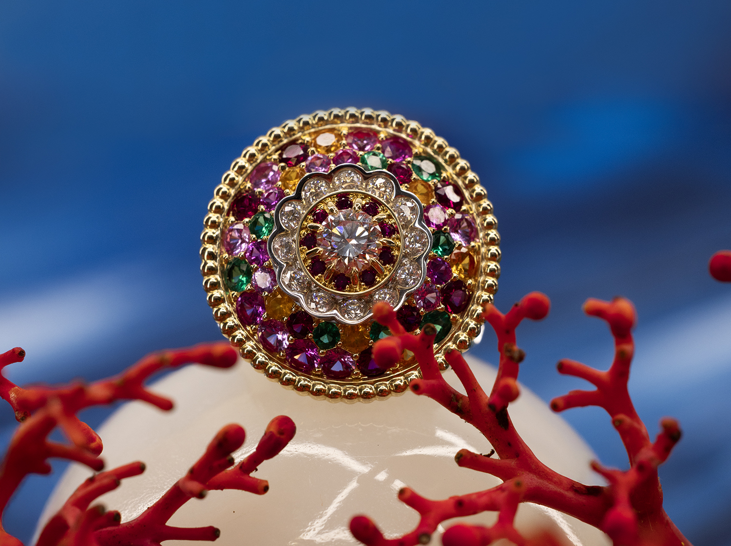 Van Cleef and Arpels haute joaillerie © Marco Tassini for the edge mag