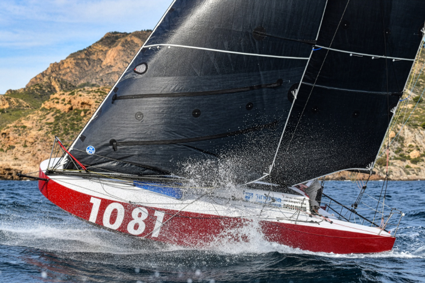 The Mini650, compact offshore racing yacht, 21 feet The Mini650, compact offshore racing yacht, 21 feet, the story of two women in the Transatlantic competition